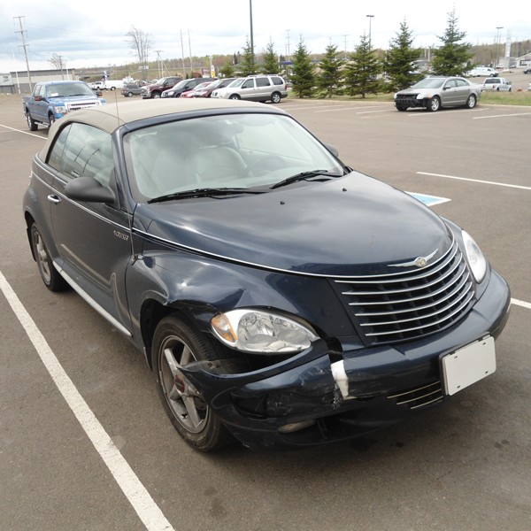 PT Cruiser: Before Auto Body Repairs